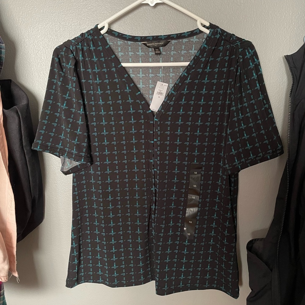 Banana Republic Factory top. Size XS